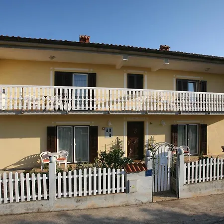 Meri Guest house